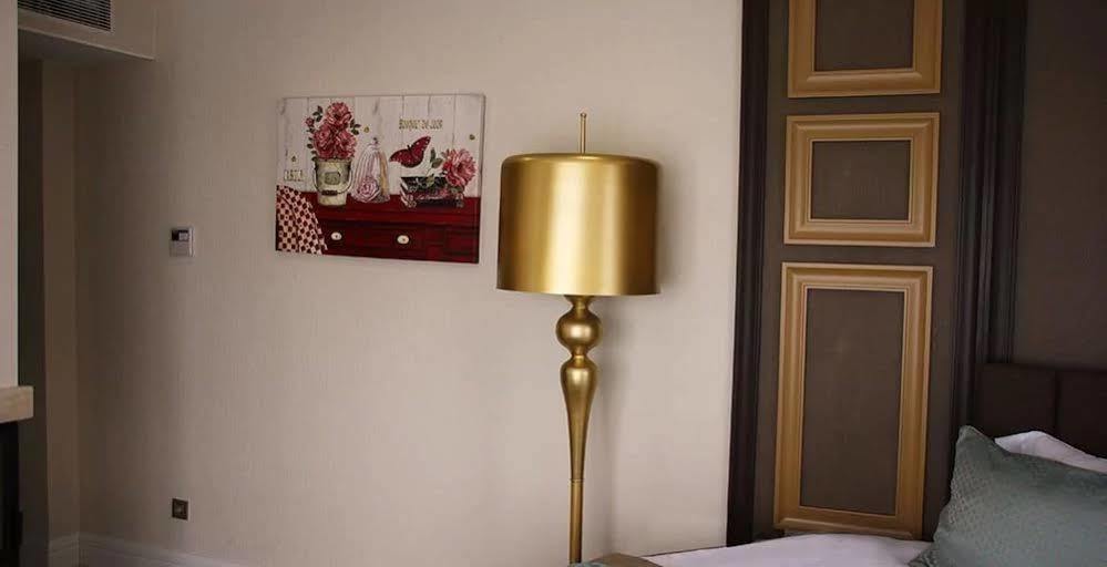 The Escape Hotel Ава Екстериор снимка