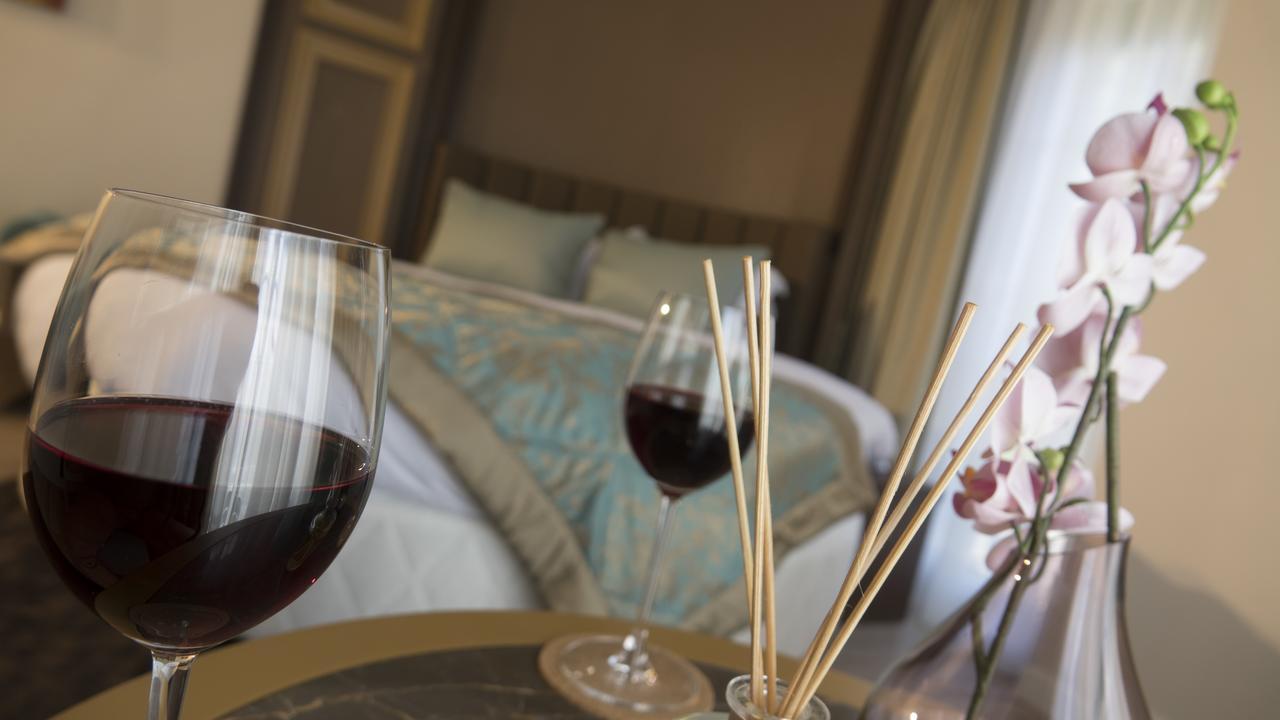 The Escape Hotel Ава Екстериор снимка
